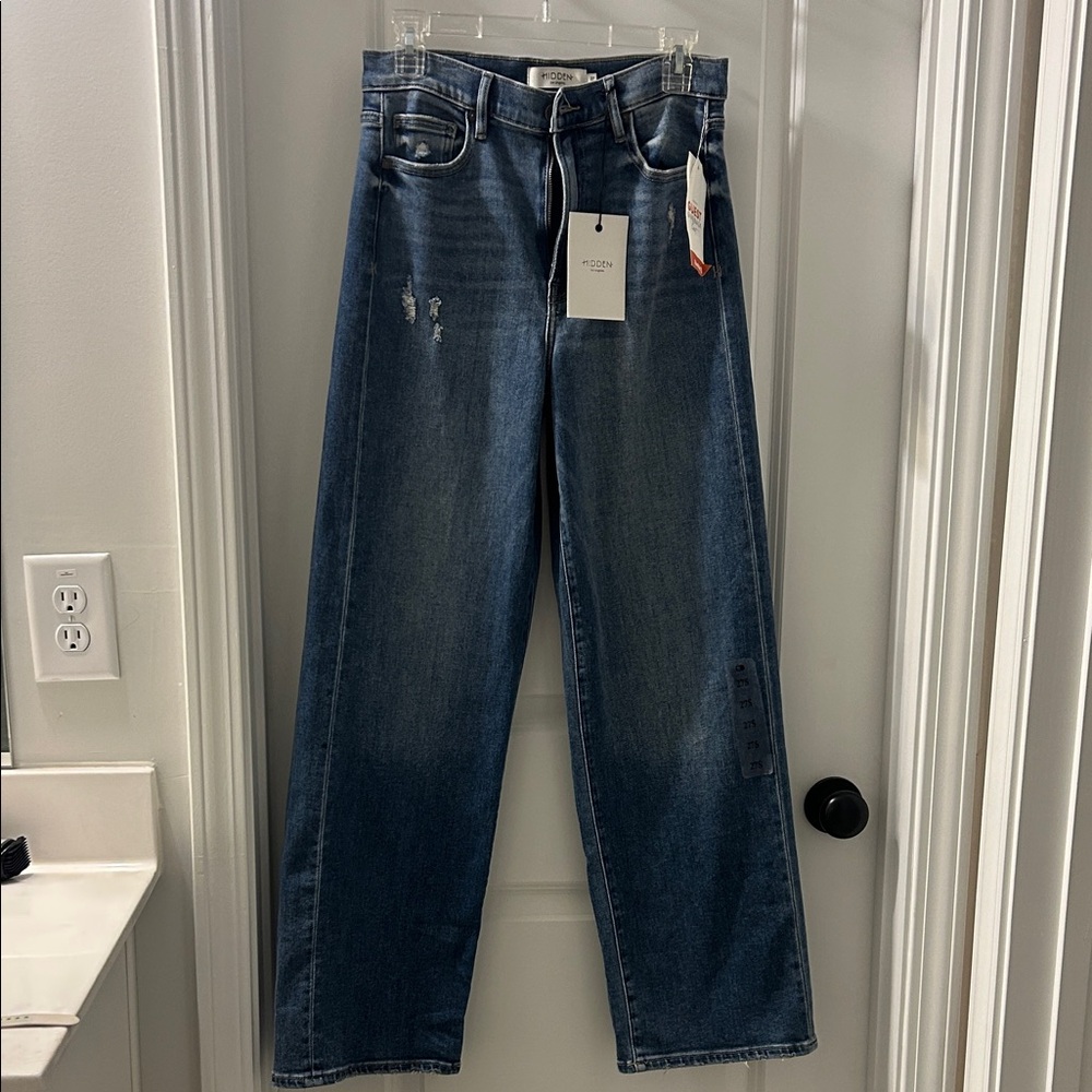 NWT Buckle Hidden Logan High Rise Dad Jean